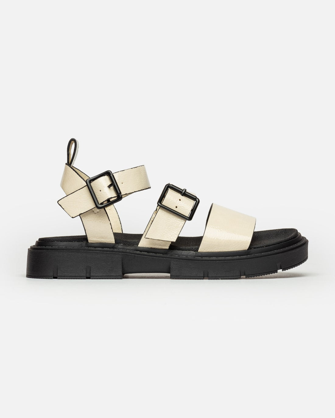 Sandalia Nina de caña media en efecto piel