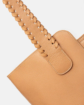 Bolso de compras trenzado en suave cuero vegetal
