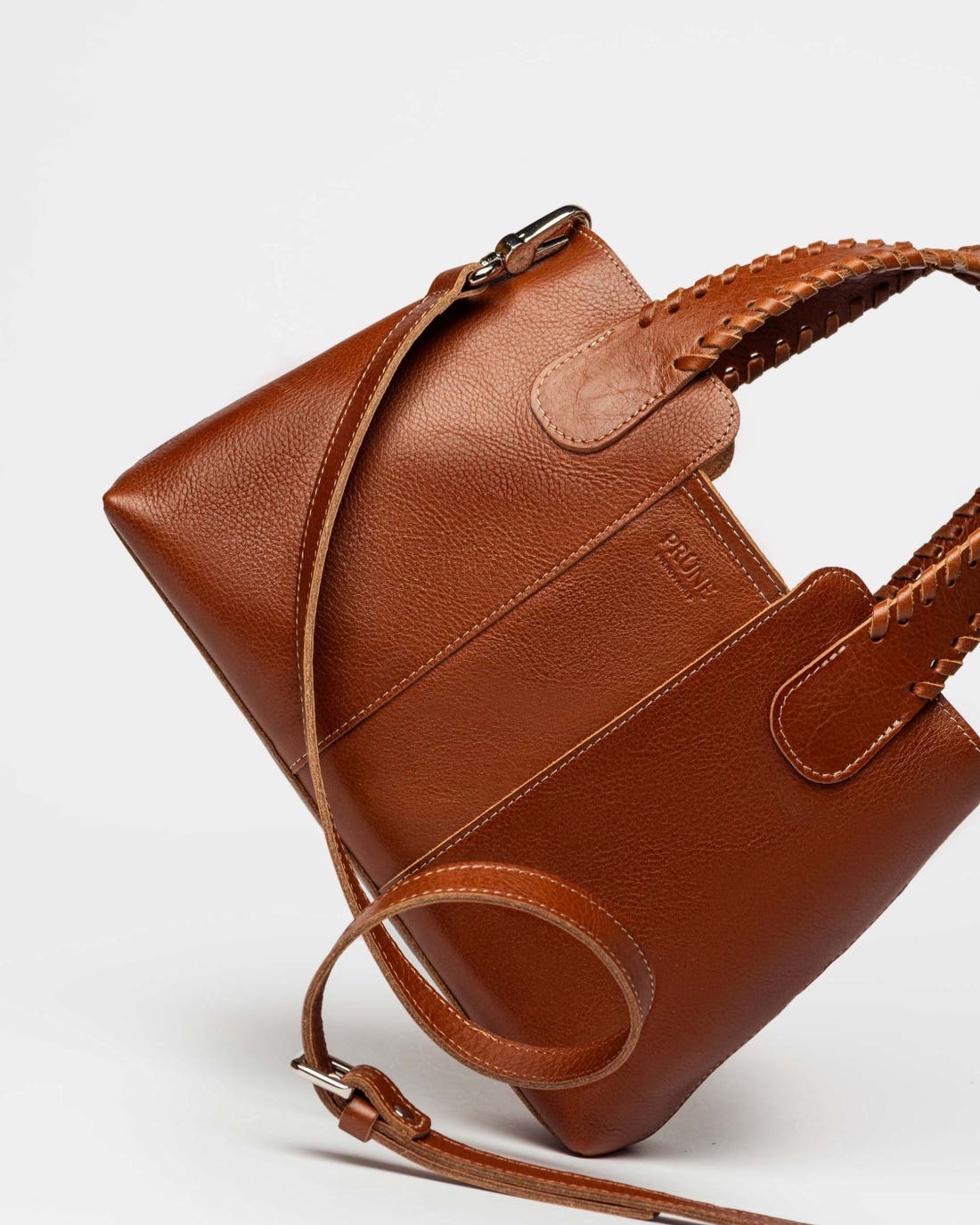 Bolso Braided en piel sintética lisa