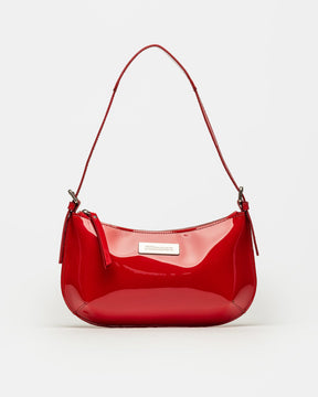 Cartera al hombro Mia en cuero charol