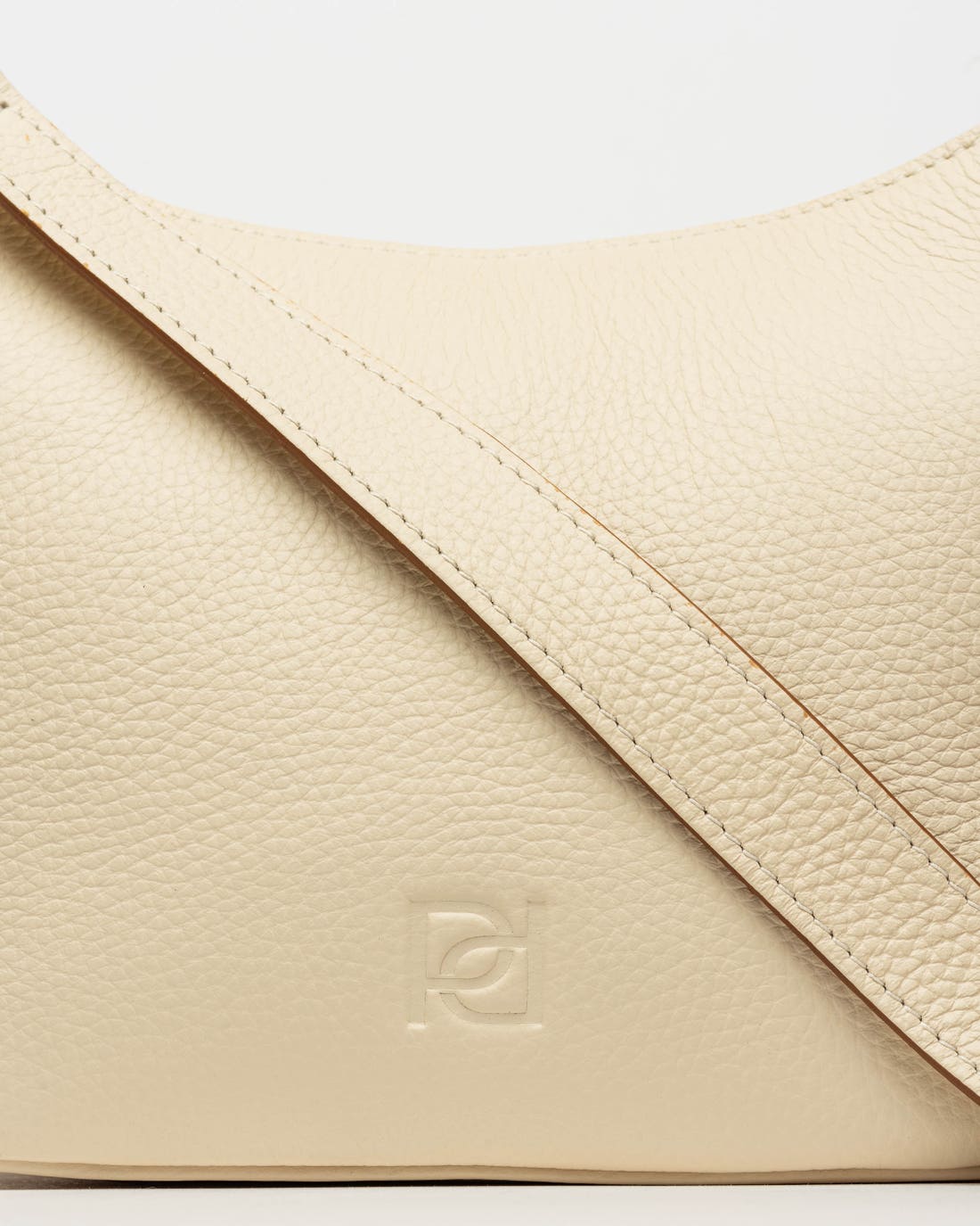 Correa Venecia en piel granulada