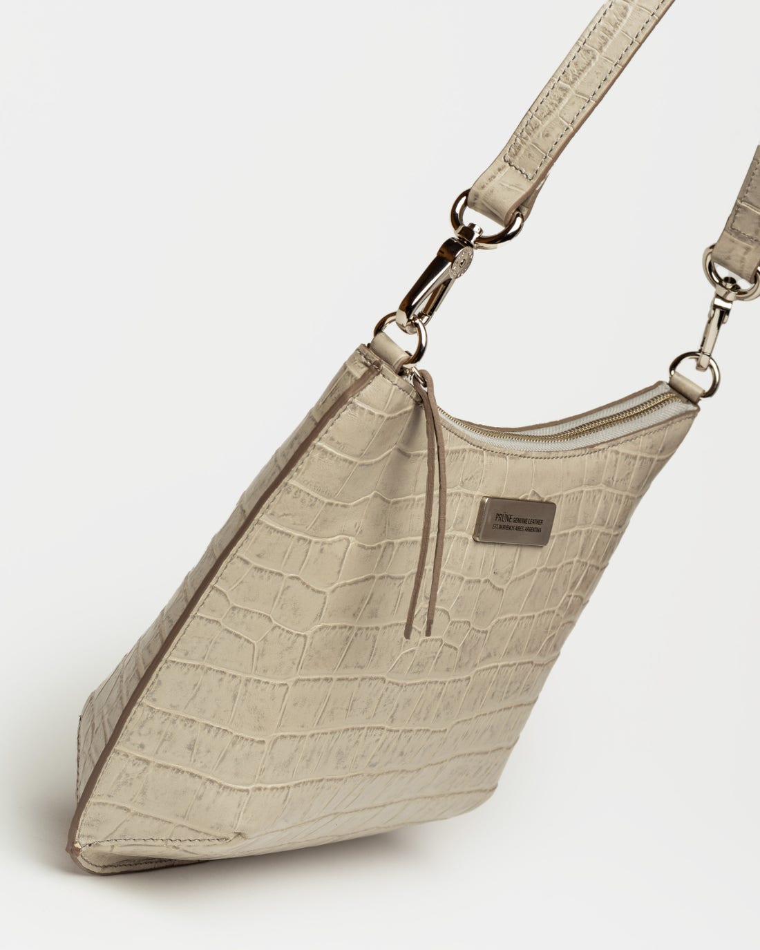 Bandolera de Mia en piel de cocodrilo