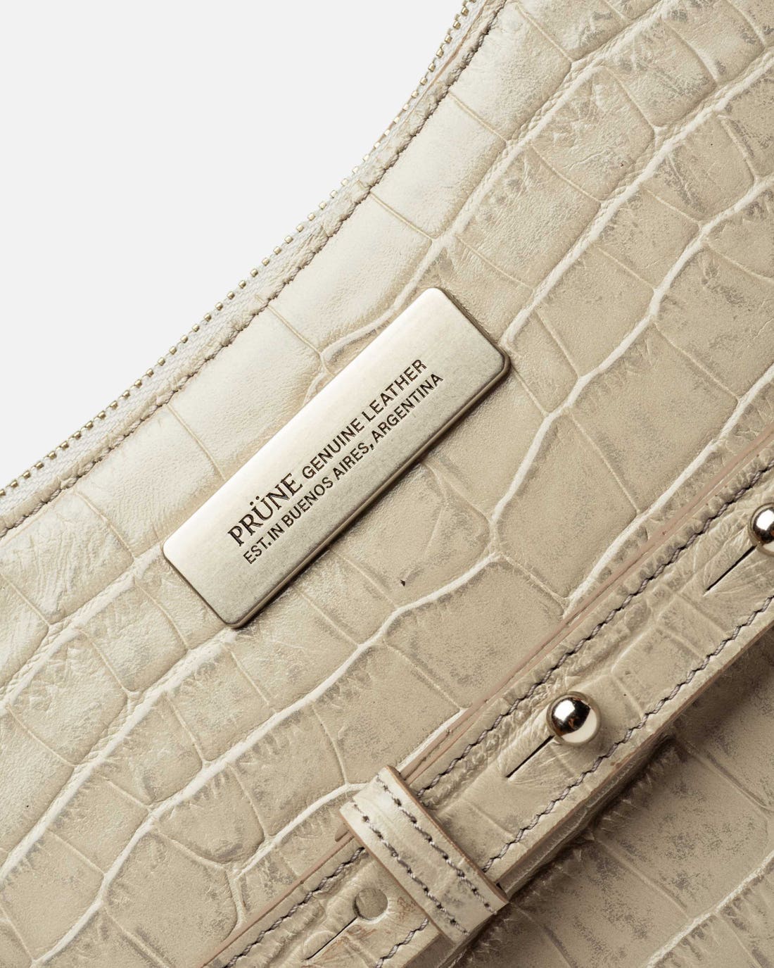 Bandolera de Mia en piel de cocodrilo