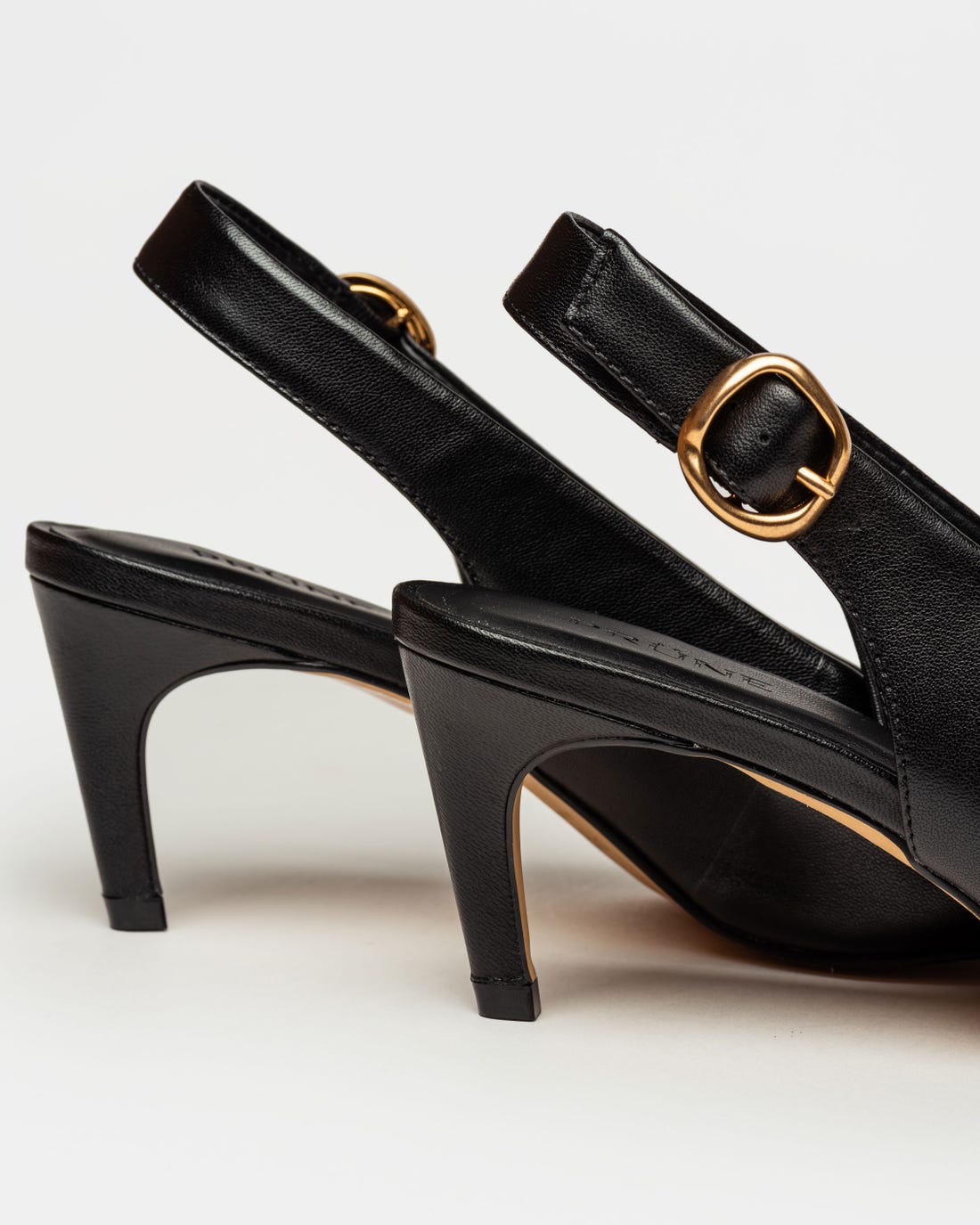 Stiletto Milan en piel lisa