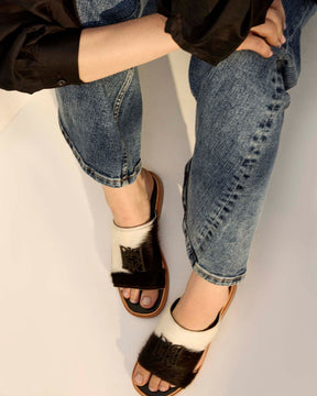 Monograma plano en pelo